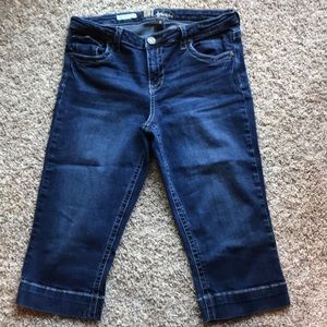 Kut from the Kloth crops